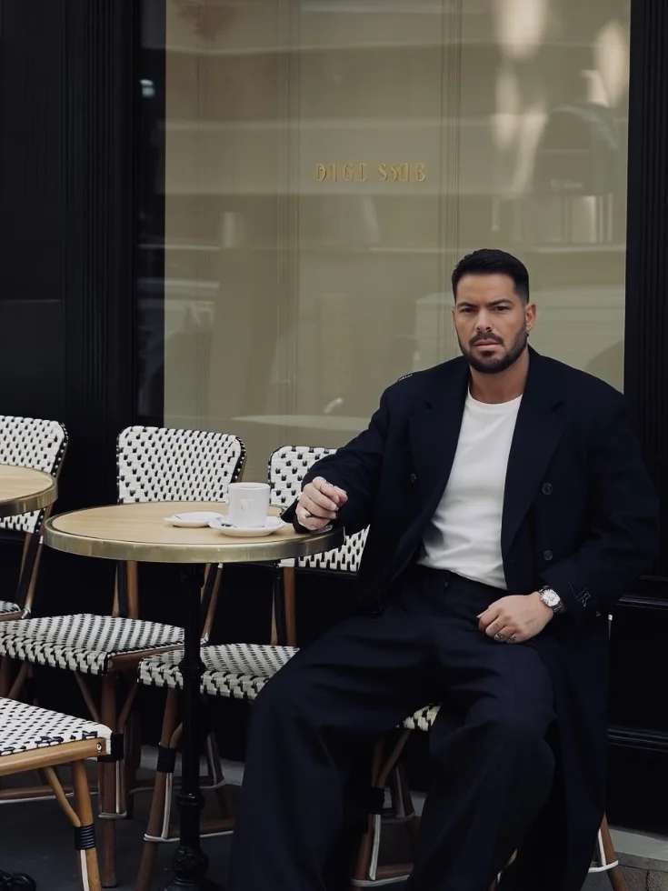 David Fernández, cofundador de House of Two, en una terraza de Barcelona
